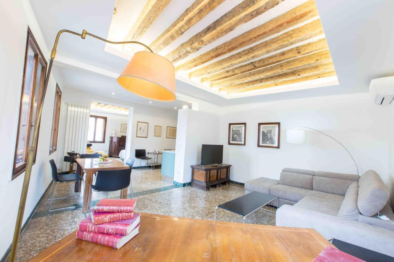 Ca Grimani Stunning View And Comfort 威尼斯 外观 照片